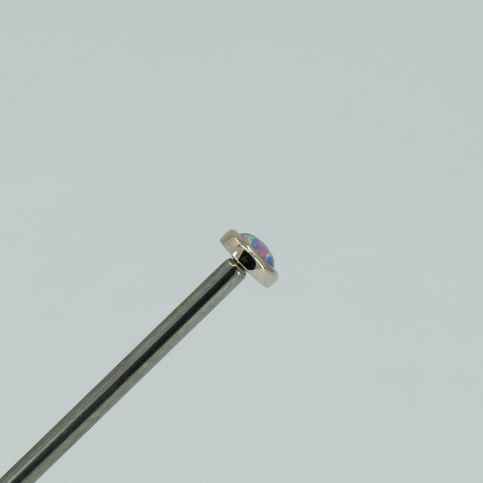 Cabochon Gem End