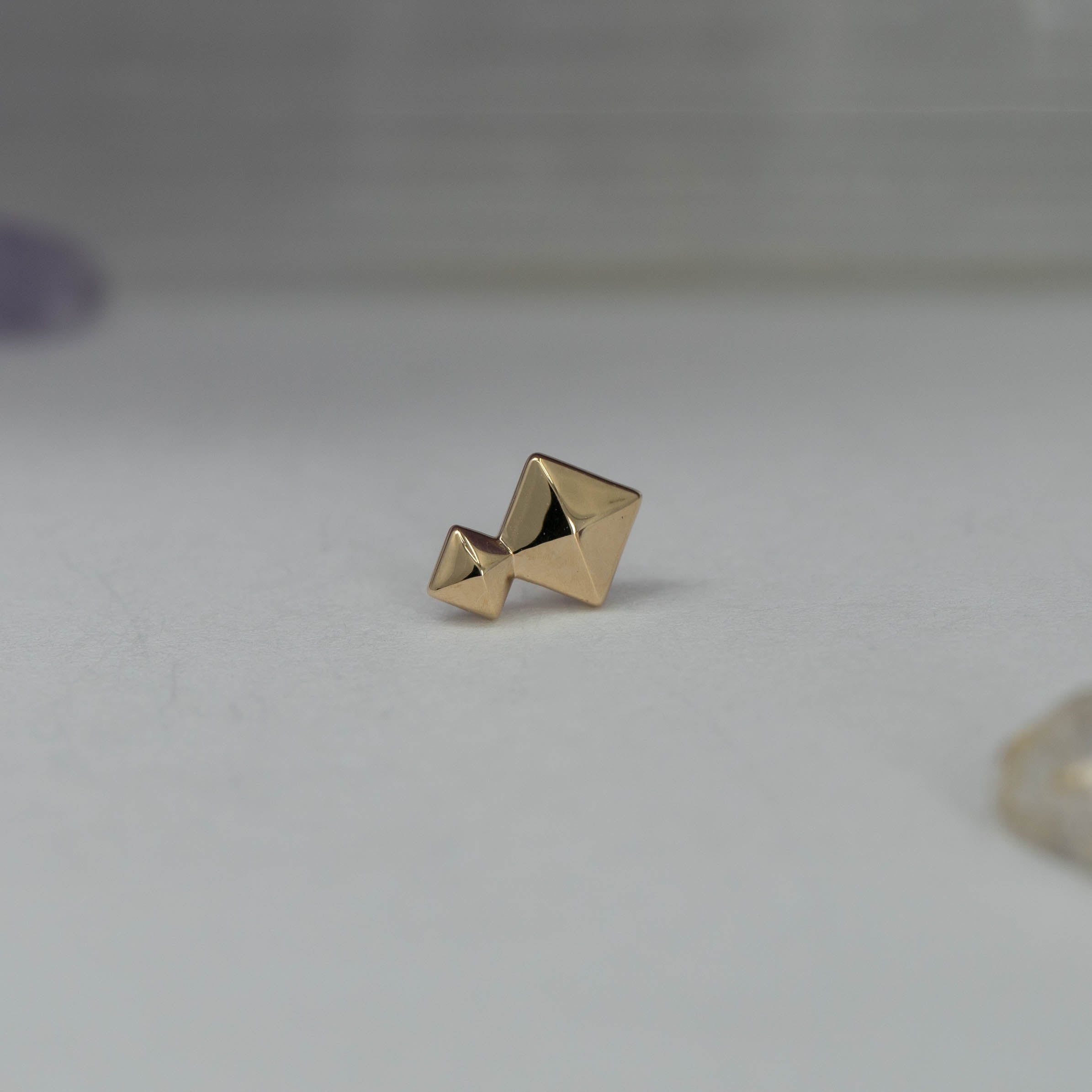 Pyramid Stud Double